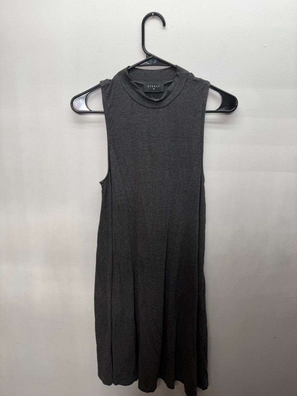 Evereve Charcoal Sleeveless Mock Neck Swing Dress